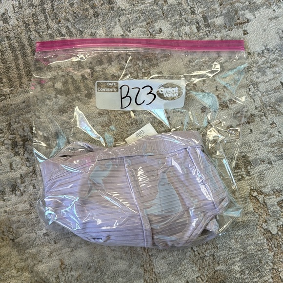 Ripcurl ribbed surf crop lavender bikini top womans medium - Picture 7 of 7